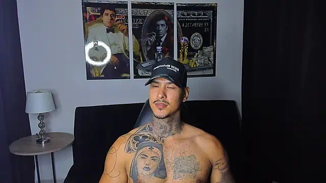 jiro kenji1 online show from February 3, 2026, 1:26 am