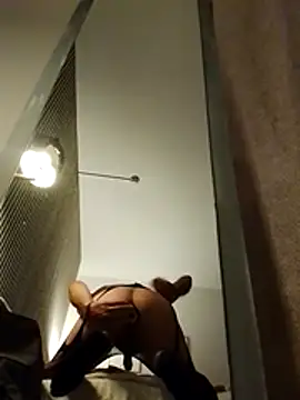 Snapshot of WindyMovement543 chatting on December 17, 2025, 10:05 pm WindyMovement543 online show from December 17, 2025, 10:05 pm