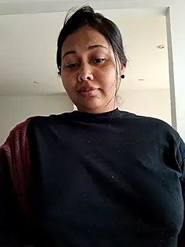 Snapshot of Alessandraa- chatting on October 26, 2025, 9:21 pm Alessandraa- online show from October 26, 2025, 9:21 pm