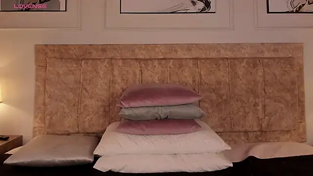 Joy deepxxx online show from May 14, 2026, 7:42 pm