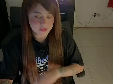 Snapshot of kimberlygati2 chatting on April 28, 2026, 1:15 am kimberlygati2 online show from April 28, 2026, 1:15 am