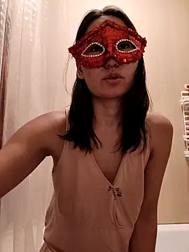 Snapshot of Luu-Lii777 chatting on February 14, 2026, 6:37 pm Luu-Lii777 online show from February 14, 2026, 6:37 pm