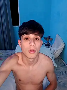 Snapshot of matiatr1112 chatting on November 3, 2025, 12:57 am matiatr1112 online show from November 3, 2025, 12:57 am