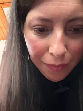 Snapshot of Mia_salinass chatting on November 10, 2025, 4:17 pm Mia salinass online show from November 10, 2025, 4:17 pm