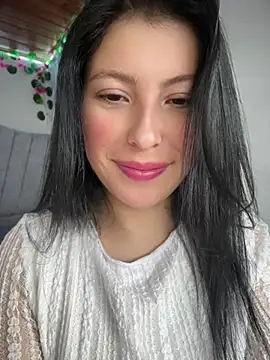 Mia salinass online show from July 3, 2026, 8:37 pm