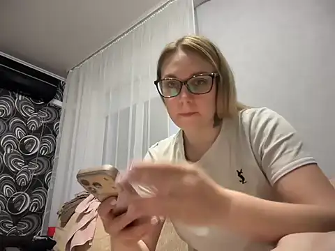 Snapshot of NikexPretty chatting on May 8, 2026, 9:09 pm NikexPretty online show from May 8, 2026, 9:09 pm