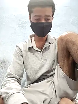 GirlsCrush  online show from November 3, 2025, 5:42 am