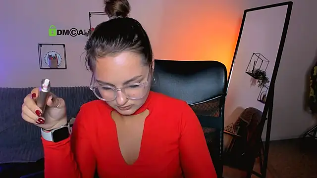 Snapshot of afina_crazy chatting on October 1, 2025, 11:33 pm afina crazy online show from October 1, 2025, 11:33 pm