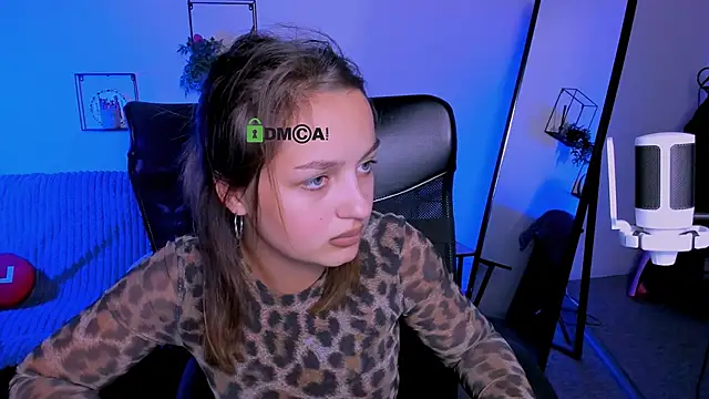 Snapshot of afina_crazy chatting on October 2, 2025, 11:23 pm afina crazy online show from October 2, 2025, 11:23 pm