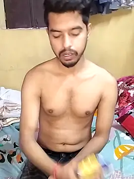 Snapshot of fcukboiiiii69 chatting on January 14, 2026, 10:58 pm fcukboiiiii69 online show from January 14, 2026, 10:58 pm