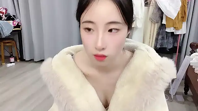 Snapshot of Freya7777 chatting on September 20, 2025, 12:39 pm Freya7777 online show from September 20, 2025, 12:39 pm