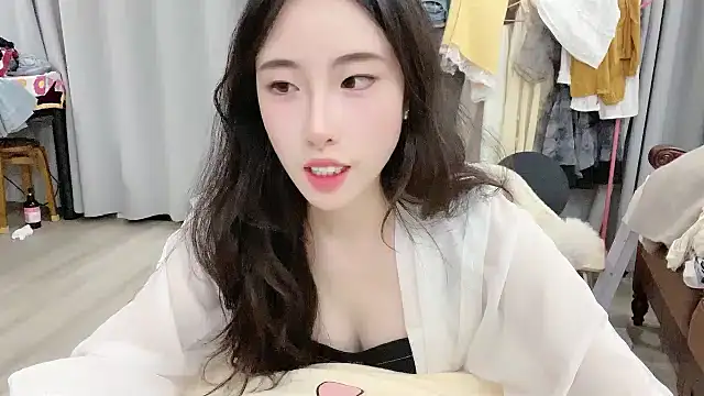 Snapshot of Freya7777 chatting on September 21, 2025, 1:57 pm Freya7777 online show from September 21, 2025, 1:57 pm