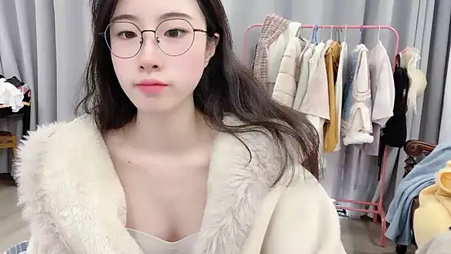 Snapshot of Freya7777 chatting on November 22, 2025, 4:33 am Freya7777 online show from November 22, 2025, 4:33 am