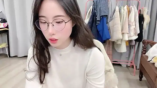 Snapshot of Freya7777 chatting on November 27, 2025, 1:35 pm Freya7777 online show from November 27, 2025, 1:35 pm