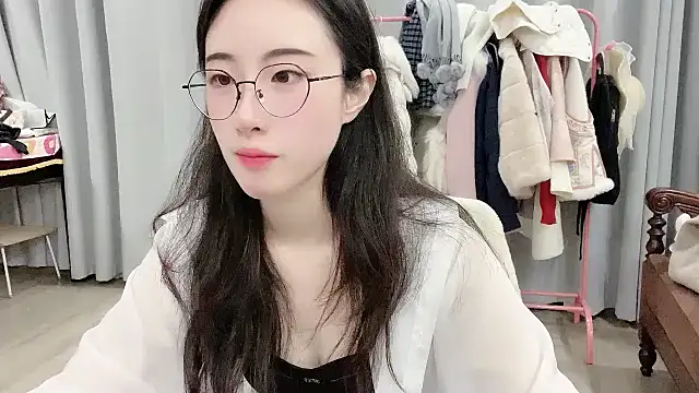 Snapshot of Freya7777 chatting on December 22, 2025, 2:14 pm Freya7777 online show from December 22, 2025, 2:14 pm