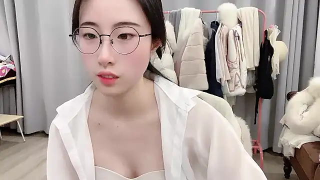 Snapshot of Freya7777 chatting on January 15, 2026, 2:32 pm Freya7777 online show from January 15, 2026, 2:32 pm