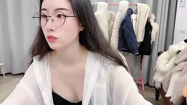 Snapshot of Freya7777 chatting on January 18, 2026, 2:10 pm Freya7777 online show from January 18, 2026, 2:10 pm