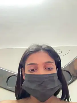 Snapshot of HeerStd chatting on February 15, 2026, 4:31 am HeerStd online show from February 15, 2026, 4:31 am