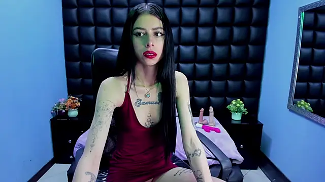 Snapshot of Dulce_Miaa_ chatting on February 3, 2026, 5:51 pm Dulce Miaa online show from February 3, 2026, 5:51 pm