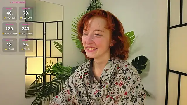 JuanaFriesz online show from September 11, 2025, 7:08 am