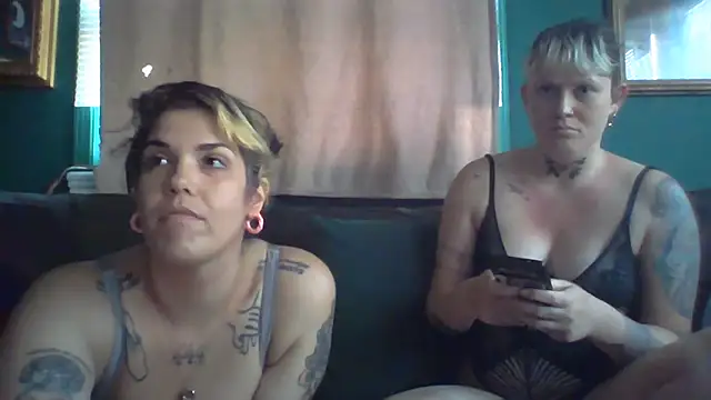 thickasstley online show from July 5, 2026, 11:01 pm