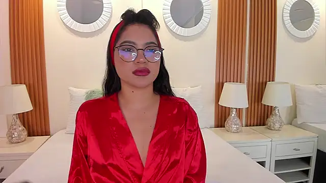 Snapshot of kendalFox_ chatting on September 9, 2025, 12:15 pm kendalFox online show from September 9, 2025, 12:15 pm