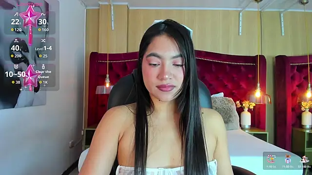 Snapshot of kendalFox_ chatting on September 28, 2025, 2:11 pm kendalFox online show from September 28, 2025, 2:11 pm