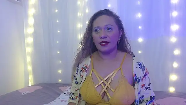 NoraParkeer online show from September 22, 2025, 7:27 pm