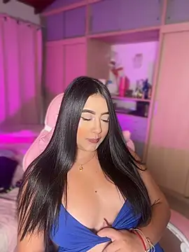 Emiily Moore1 online show from May 23, 2026, 12:38 am