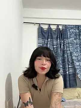 Snapshot of aliciia_23 chatting on November 12, 2025, 4:46 am aliciia 23 online show from November 12, 2025, 4:46 am