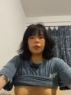 Snapshot of aliciia_23 chatting on November 27, 2025, 3:19 am aliciia 23 online show from November 27, 2025, 3:19 am