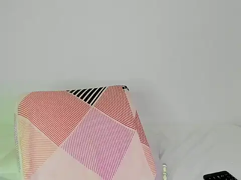 Snapshot of lizz_star chatting on February 3, 2026, 10:37 pm lizz star online show from February 3, 2026, 10:37 pm