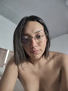 WendySuns  online show from July 14, 2026, 10:15 pm