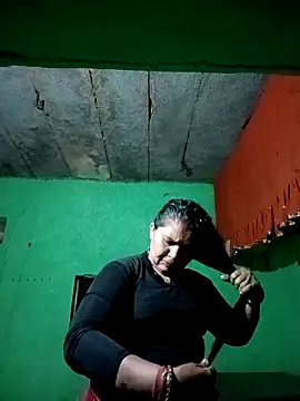 Snapshot of Manavi_x chatting on February 24, 2026, 3:32 pm Manavi x online show from February 24, 2026, 3:32 pm