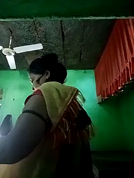 Manavi x online show from March 21, 2026, 8:41 am