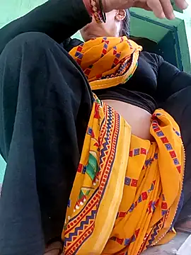 Manavi x online show from April 6, 2026, 9:43 am