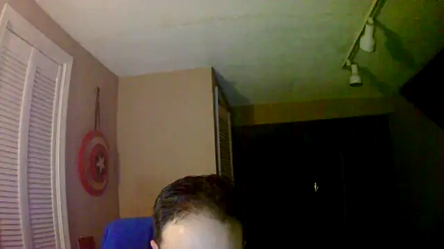 Thebatman1994 online show from December 17, 2025, 5:24 am