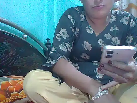 Snapshot of angel_marea chatting on February 2, 2026, 2:38 pm angel marea online show from February 2, 2026, 2:38 pm