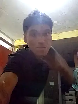 Snapshot of Bebicho14 chatting on February 10, 2026, 1:43 am Bebicho14 online show from February 10, 2026, 1:43 am