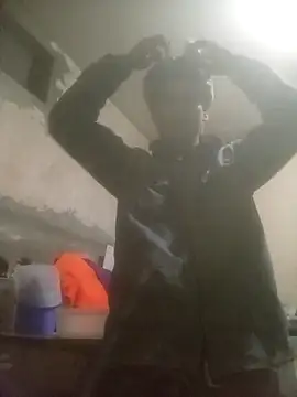 Snapshot of Bebicho14 chatting on April 2, 2026, 2:31 am Bebicho14 online show from April 2, 2026, 2:31 am