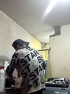 Snapshot of Bebicho14 chatting on April 13, 2026, 2:06 am Bebicho14 online show from April 13, 2026, 2:06 am