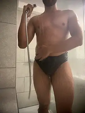 Snapshot of shiitposter_male chatting on December 22, 2025, 5:32 pm shiitposter male online show from December 22, 2025, 5:32 pm