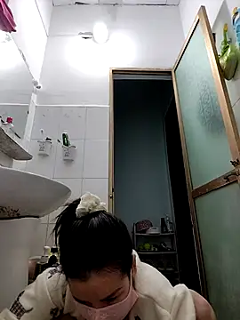 simsim-00 online show from February 9, 2026, 8:02 pm