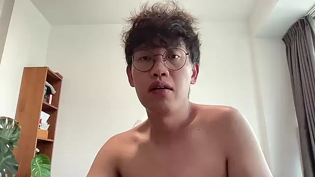 Passionatetwink2 online show from October 27, 2025, 8:18 am