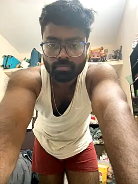 DJLOVE280825 online show from October 2, 2025, 11:01 pm