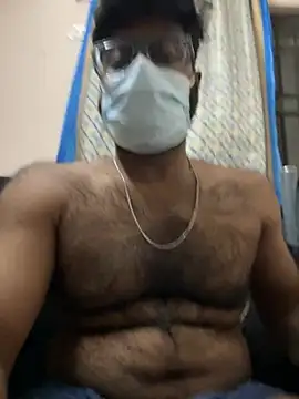 Snapshot of DJLOVE280825 chatting on January 9, 2026, 12:24 am DJLOVE280825 online show from January 9, 2026, 12:24 am