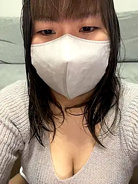 xxx yuna xxx online show from November 3, 2025, 7:48 pm