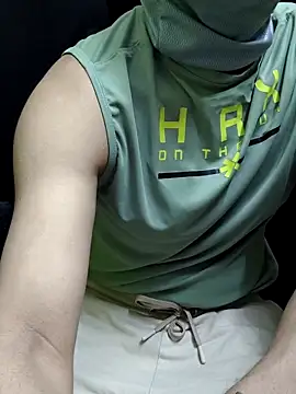 Snapshot of chocolate_alone chatting on December 18, 2025, 10:10 am chocolate alone online show from December 18, 2025, 10:10 am