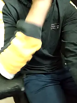 Snapshot of chocolate_alone chatting on February 7, 2026, 10:30 am chocolate alone online show from February 7, 2026, 10:30 am