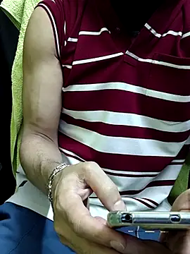 Snapshot of chocolate_alone chatting on February 8, 2026, 5:55 am chocolate alone online show from February 8, 2026, 5:55 am